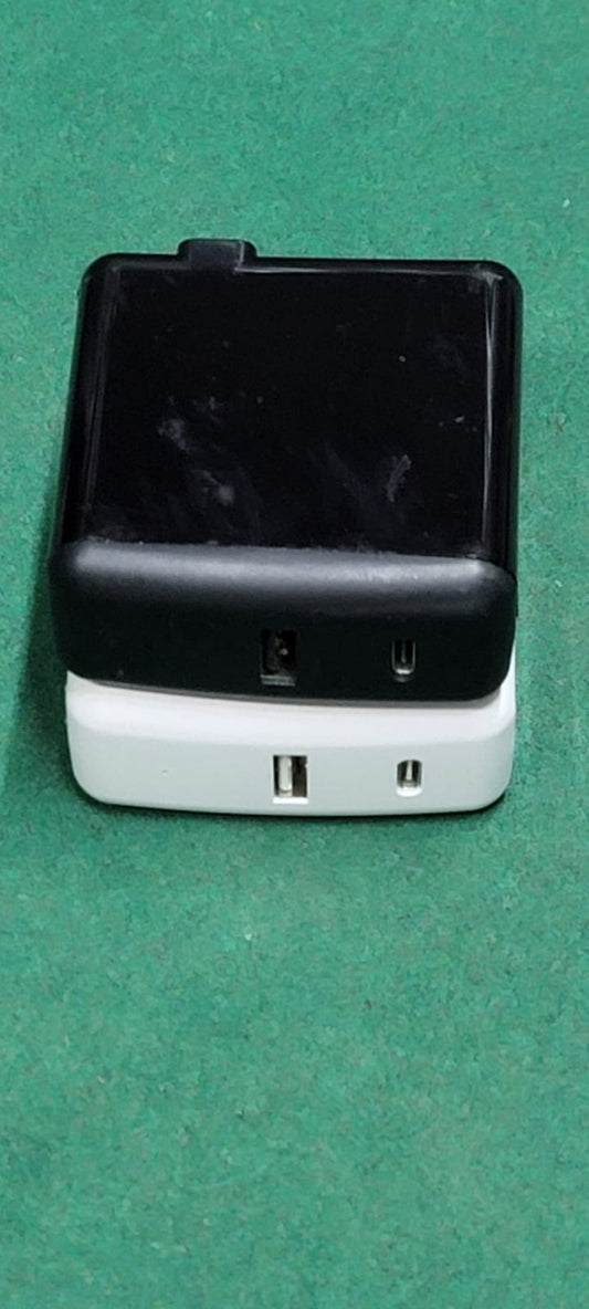 Amazon Basics Wall Charger B07NW725GZ | Dual USB + PD 39W Fast Charger (Lot Available)