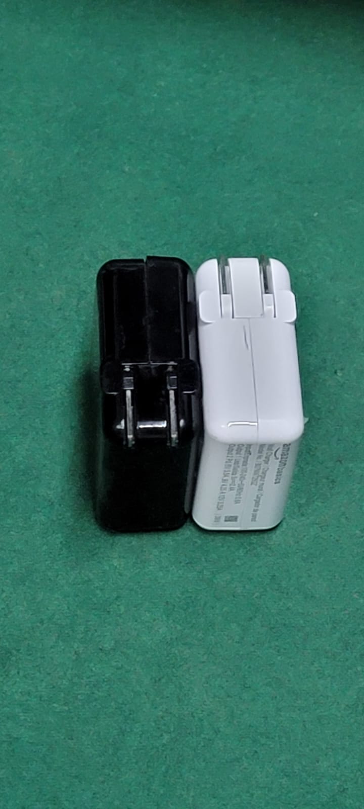 Amazon Basics Wall Charger B07NW725GZ | Dual USB + PD 39W Fast Charger (Lot Available)