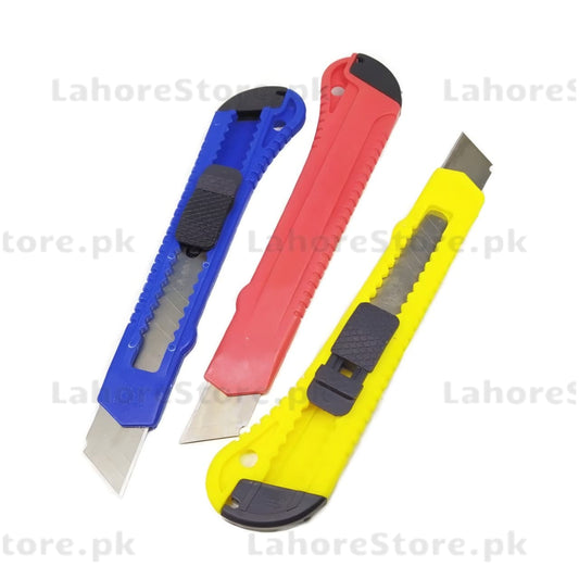 Paper Cutter – Compact & Sharp Utility Cutting Tool (Budget Model)